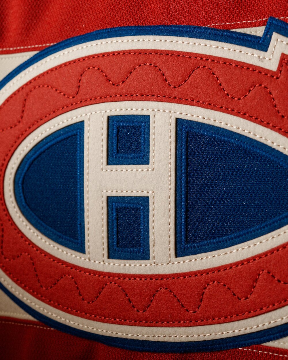 Canadiens 2026 Heritage Classic jersey felt CH crest with running-stitch detailing