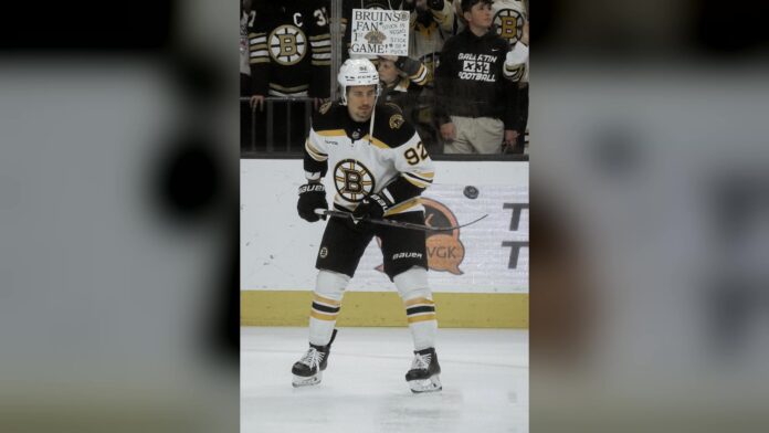 Marat Khusnutdinov Bruins forward in warmups before extension report