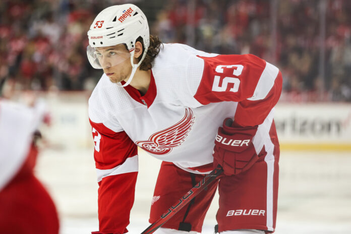 NHL: OCT 12 Red Wings at Devils Red Wings defenseman Moritz Seider on the ice during a game