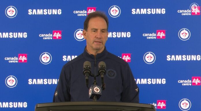 Hellebuyck Return: Arniel Says Jets ‘Waiting to See’ Winnipeg Jets coach Scott Arniel speaks to reporters about Connor Hellebuyck