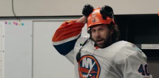 Varlamov First Win: Islanders Goalie Ends 712-Day Drought Semyon Varlamov Islanders goalie celebrates first NHL win since 2024 in locker room